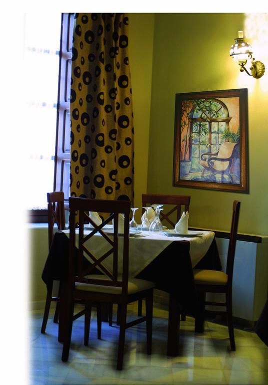 Hotel La Enrea Монтефрио Ресторан фото